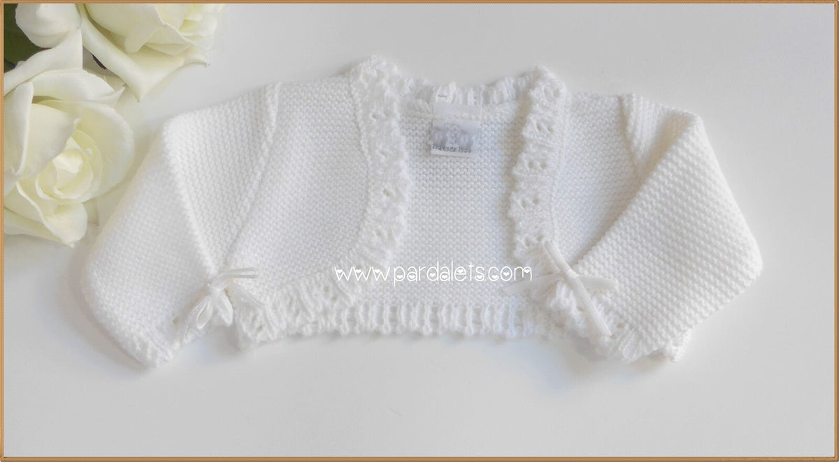 Chaqueta lana blanca con lazito