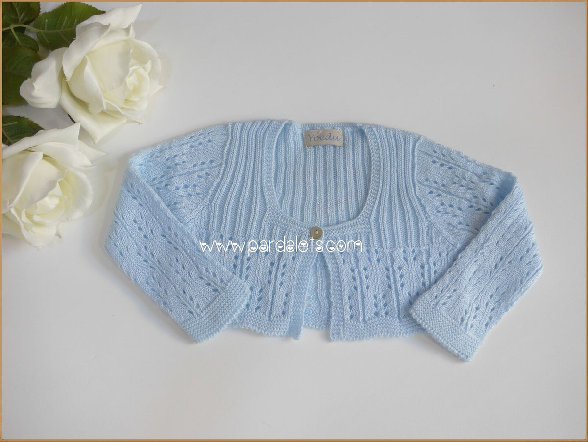 Chaqueta corta calada celeste