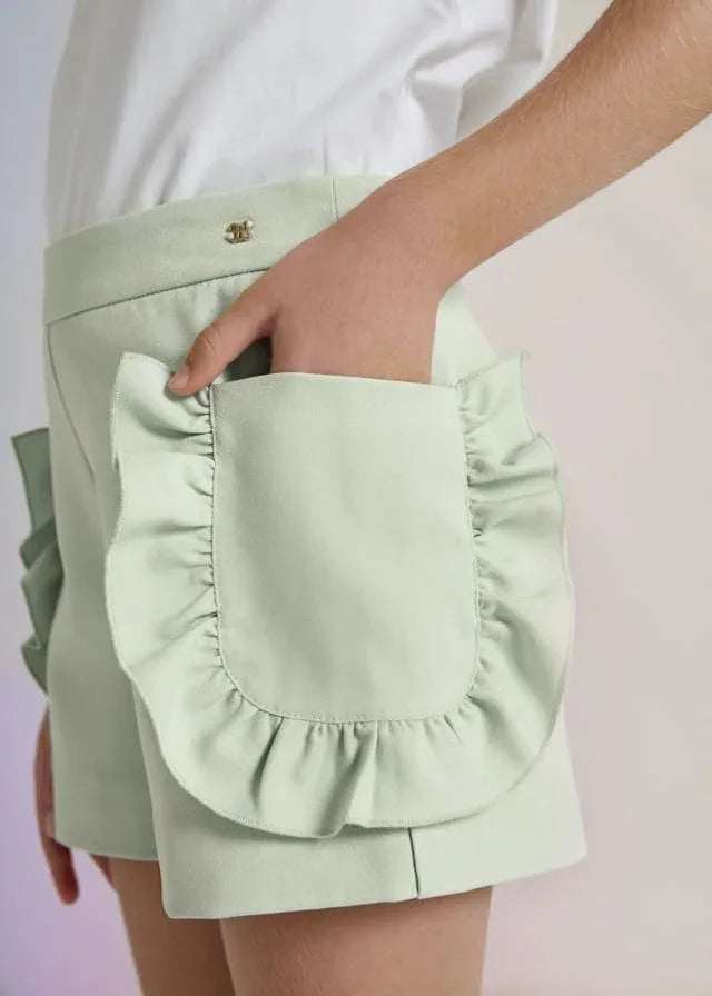 Bermuda crepe verde bolsillos con volante - PARDALETS