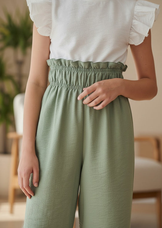 Mono blanco y verde "Minarai"