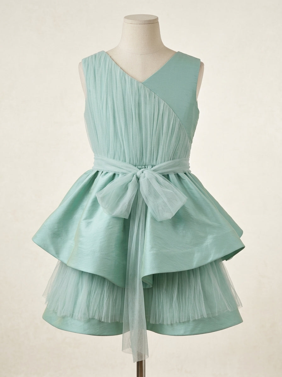 Vestido tafetan verde agua y tul con drapeado y fajin de tul