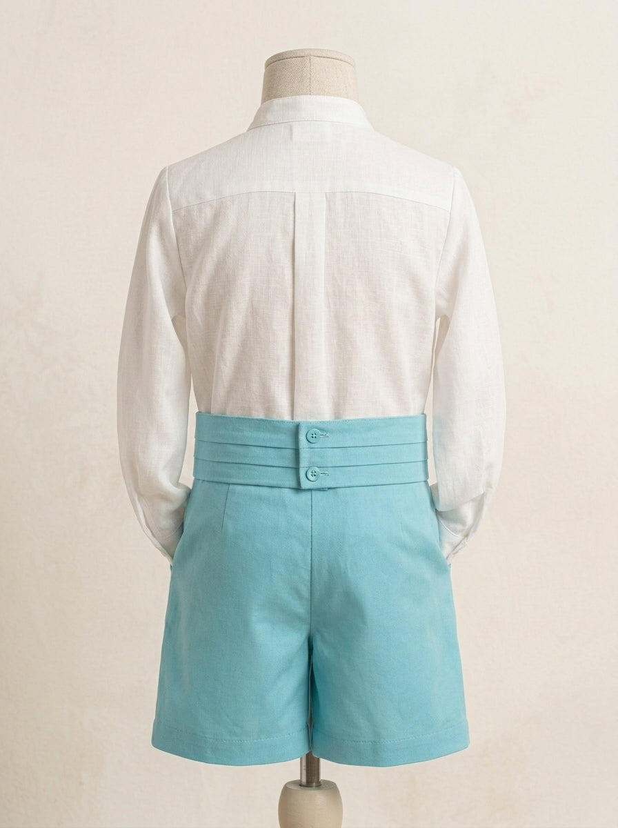 Conjunto camisa blanca y short verde con fajin