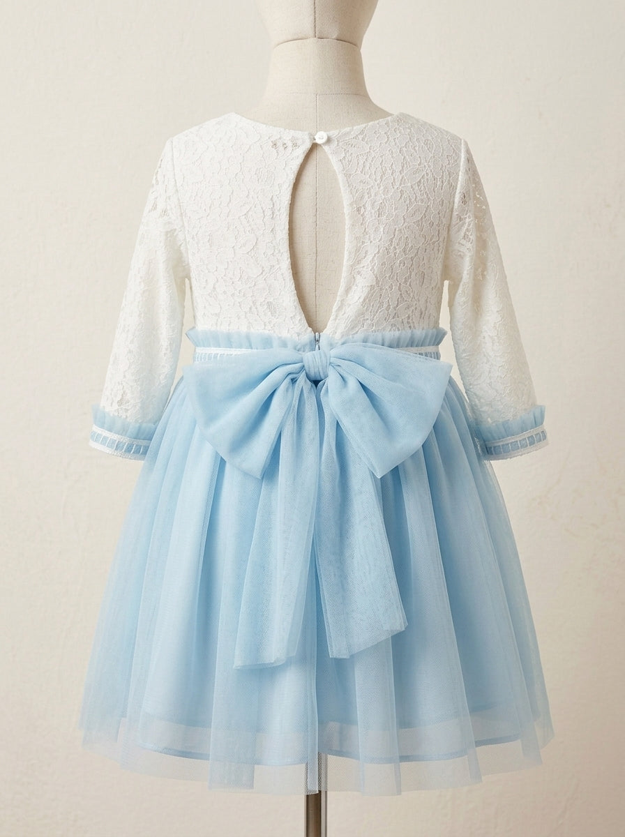 Vestido encaje blanco y falda tul celeste