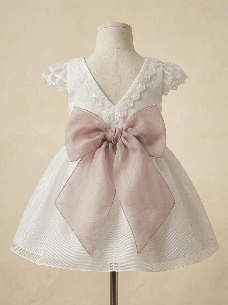 Vestido blanco organza rayada m/corta fajin rosa