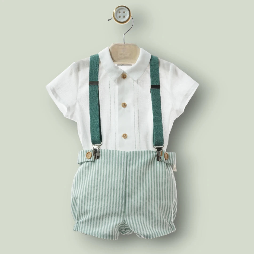 Conjunto camisa blanca y short rayas verdes con tirantes "Artesanía"