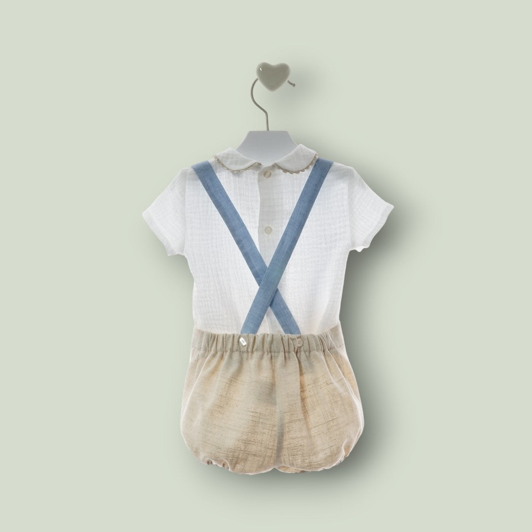 Conjunto camisa blanca y bombacho beig con tirantes y pajarita rayas "Nagare"