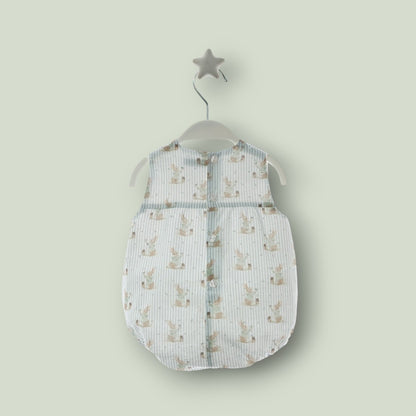 Pelele plumeti estampado conejitos y rayitas