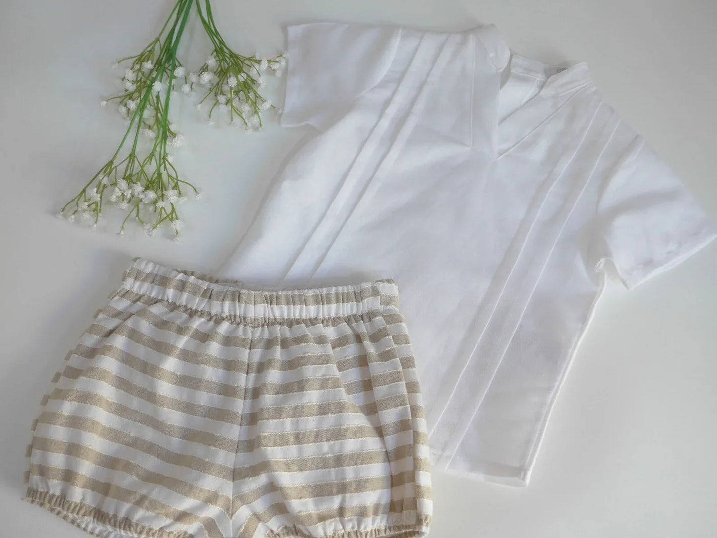 Conjunto camisa beig y bombacho de rayas - PARDALETS