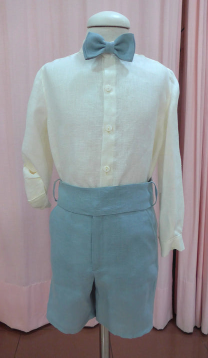 Conjunto camisa lino beig, short azul oceano con fajin y pajarita - PARDALETS