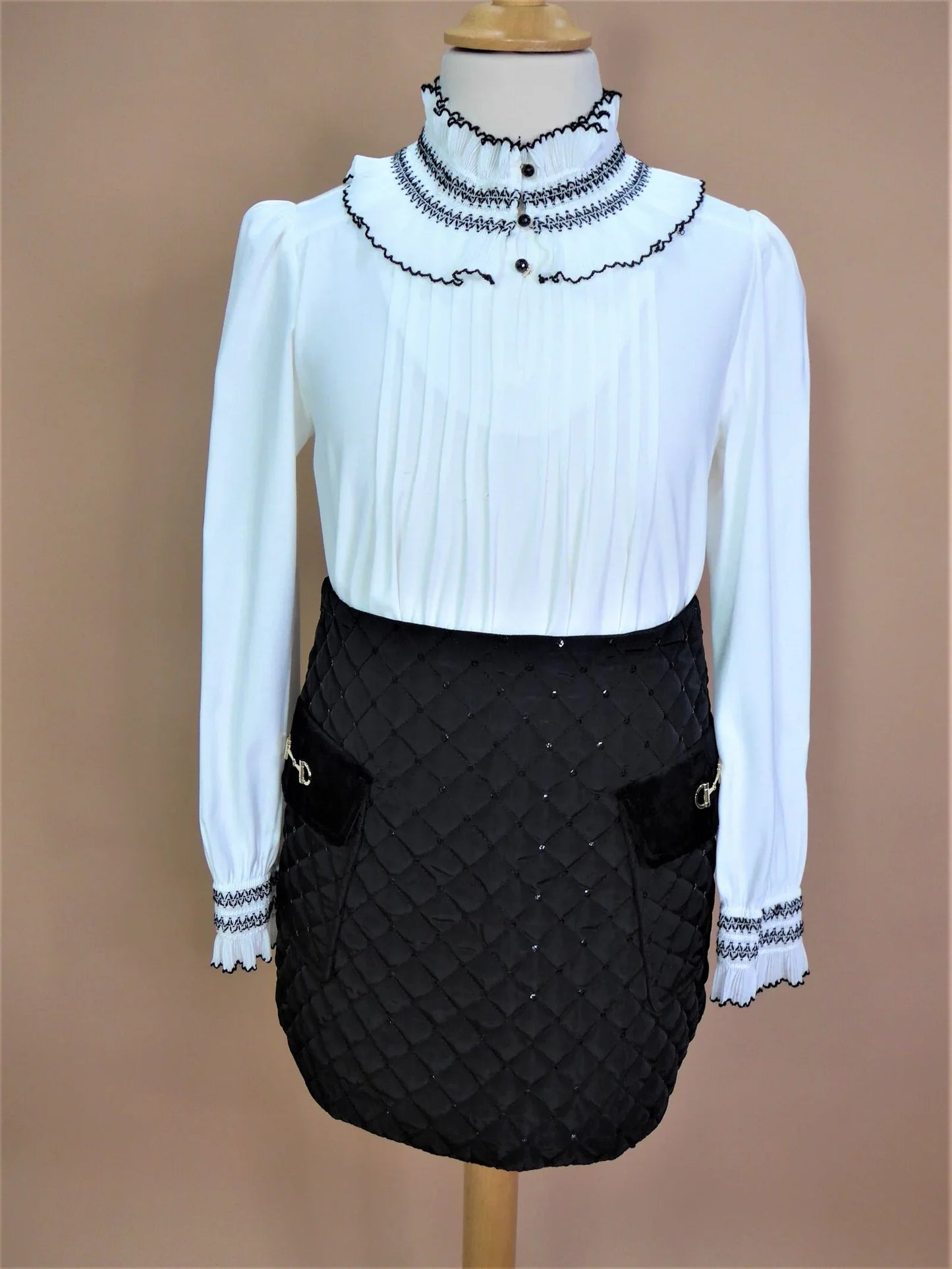 Falda negra acolchada con lentejuelas - PARDALETS