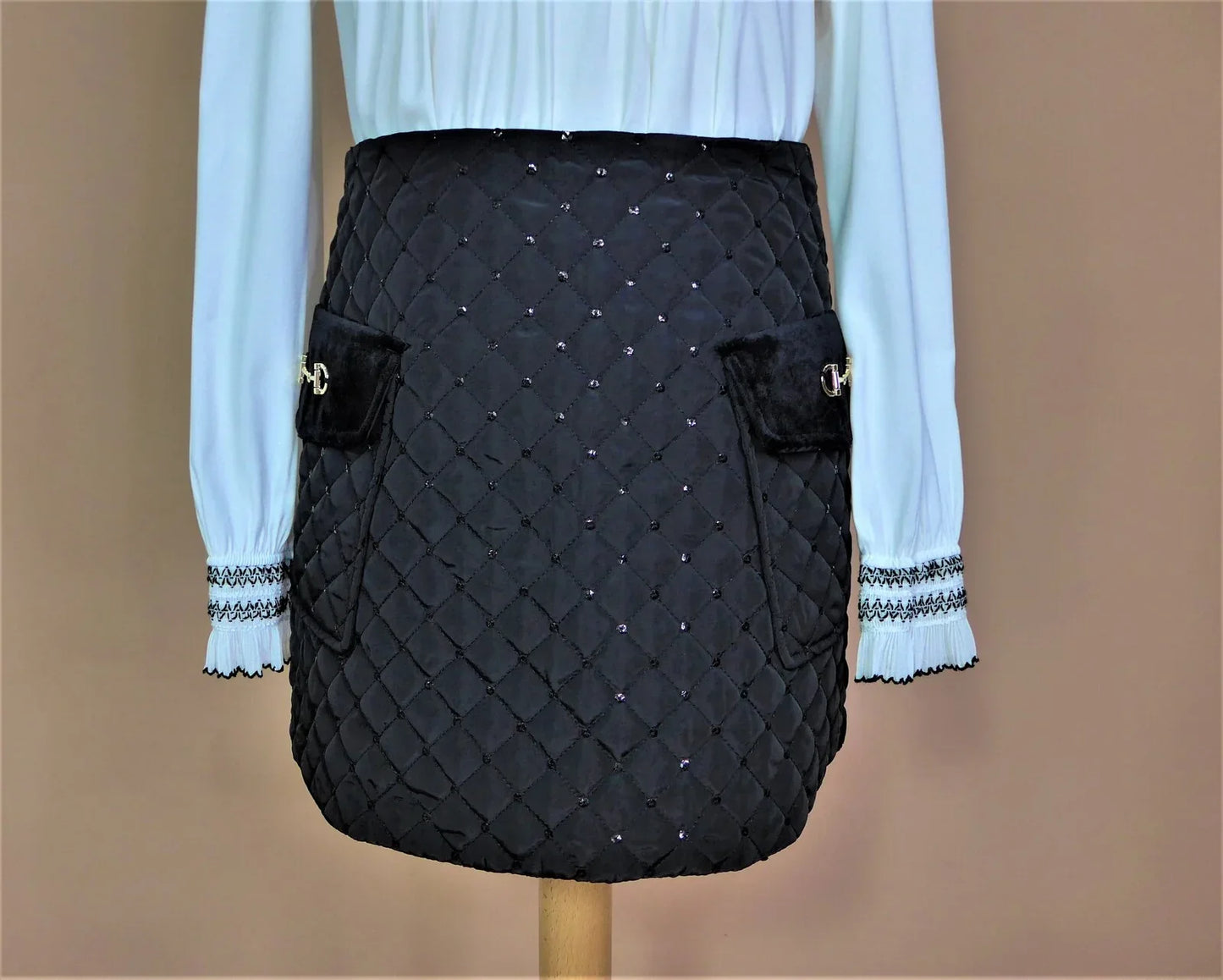 Falda negra acolchada con lentejuelas - PARDALETS