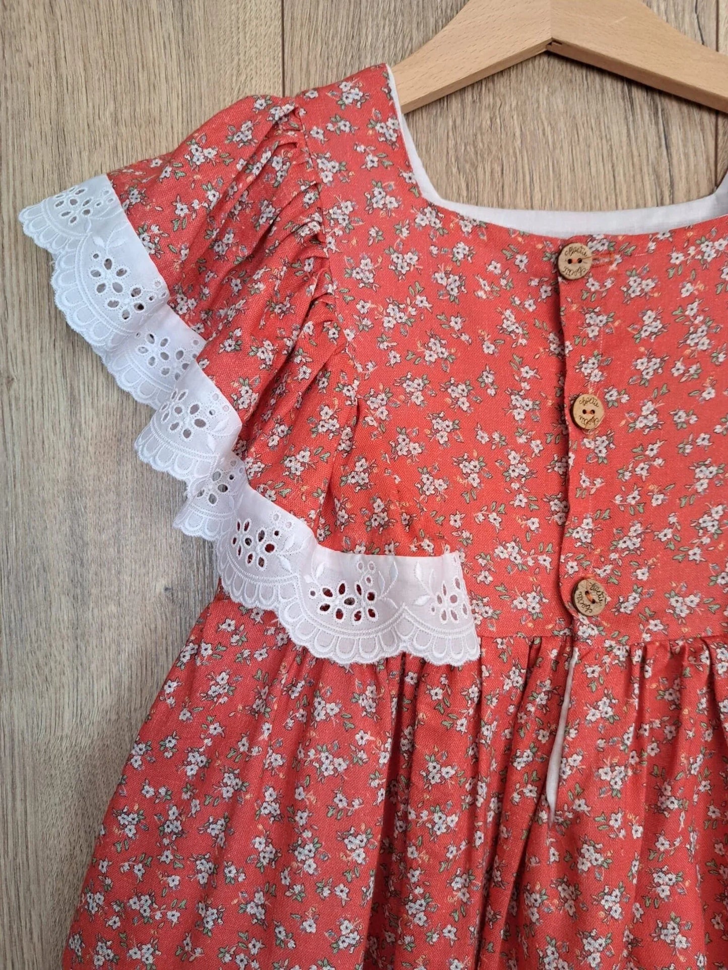 Vestido liberty rojo con bolsillos - PARDALETS