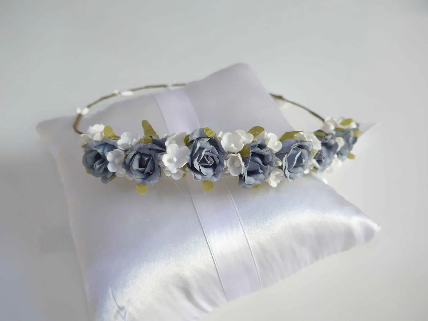 Corona flores azules y blancas - PARDALETS