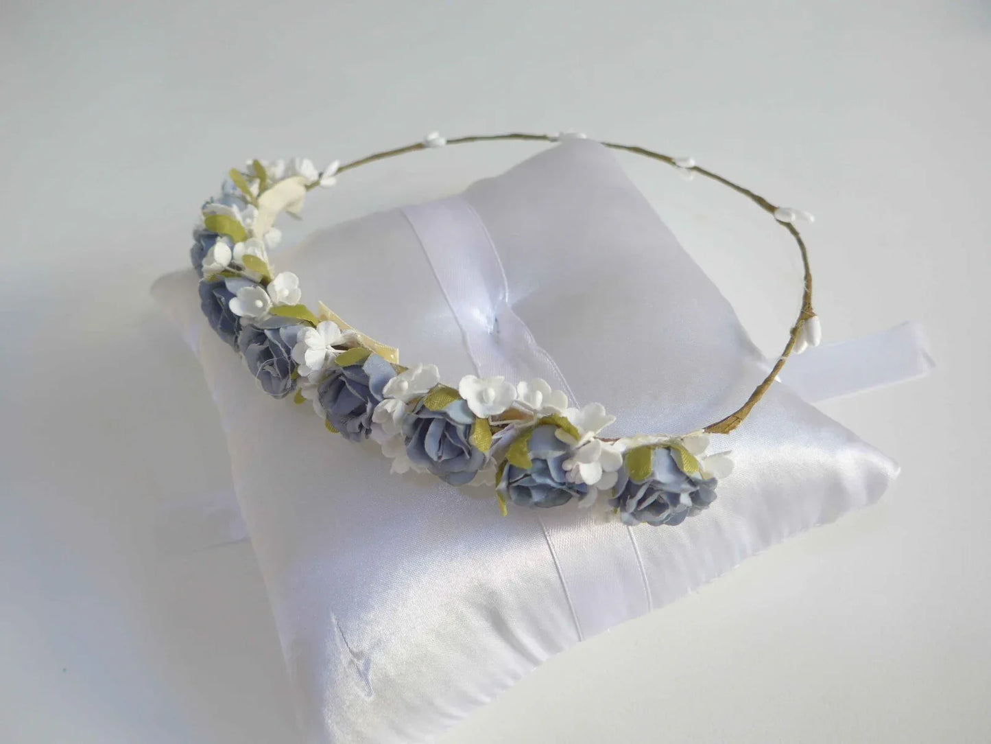 Corona flores azules y blancas - PARDALETS