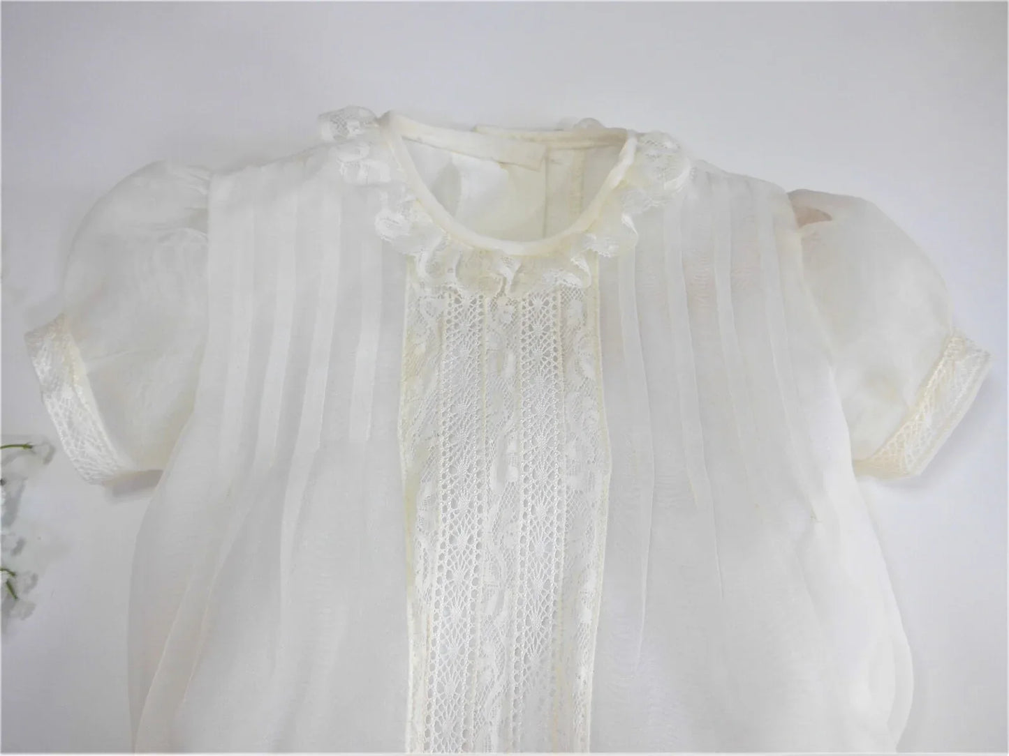 Pelele organza beig con puntilla - PARDALETS