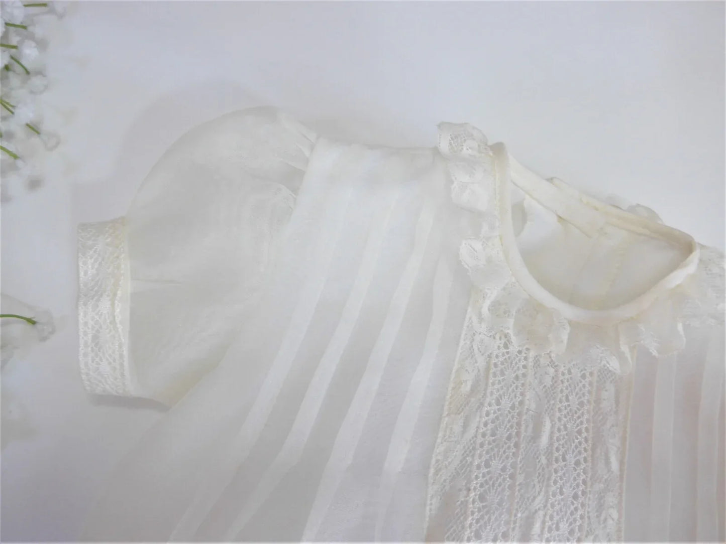 Pelele organza beig con puntilla - PARDALETS