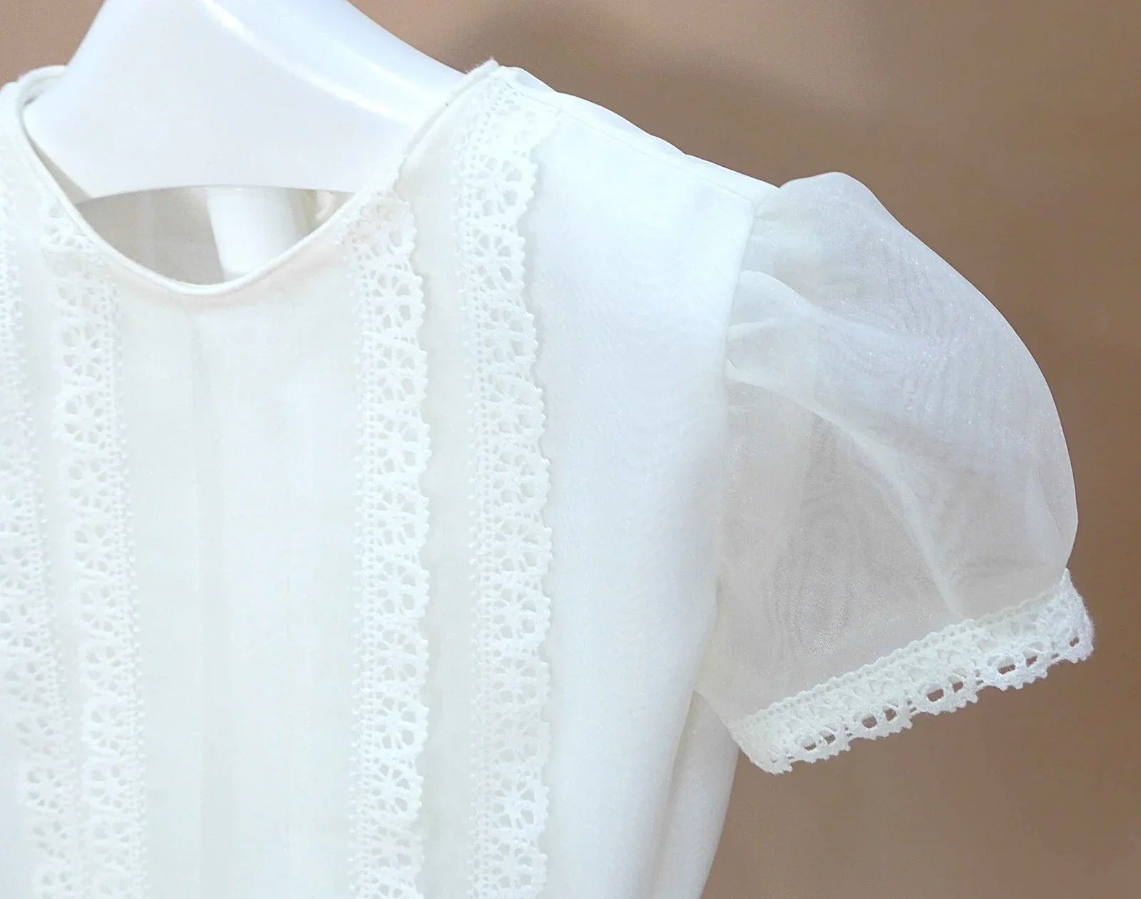 Conjunto camisa organza beig y braguita - PARDALETS