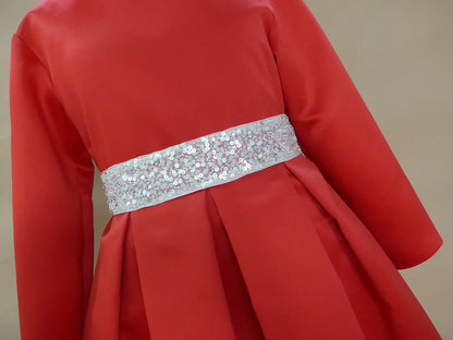 Vestido rojo con fajin de pedreria blanco - PARDALETS