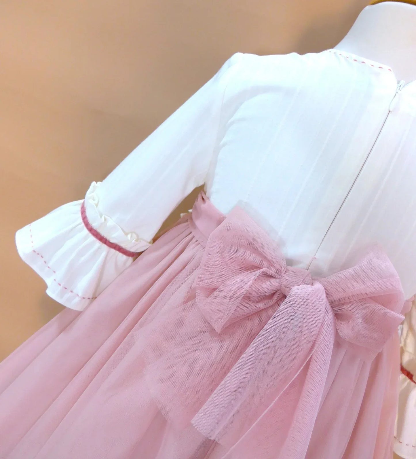 Vestido beig y falda tul rosa maquillaje "Manila" - PARDALETS