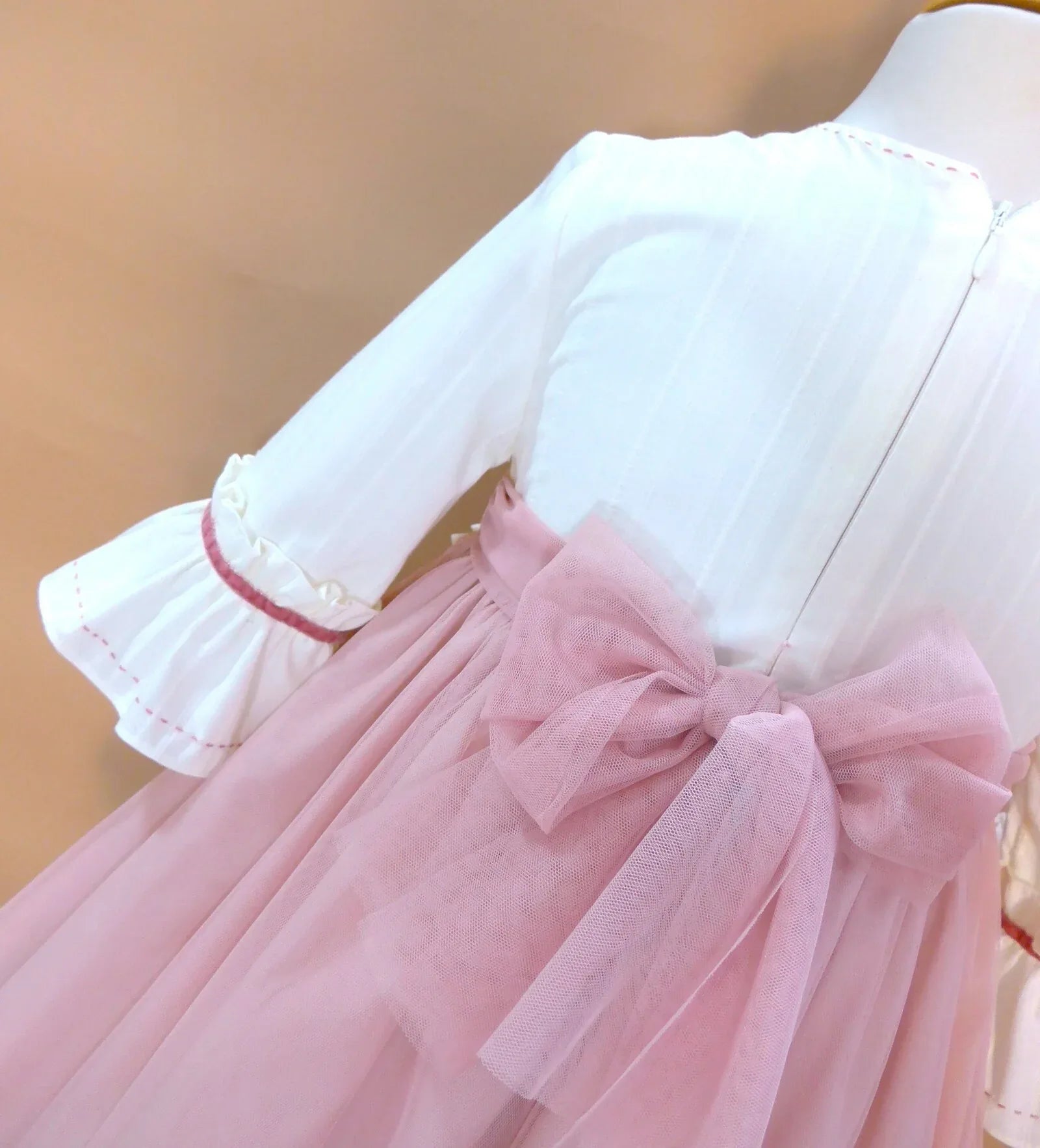 Vestido beig y falda tul rosa maquillaje "Manila" - PARDALETS