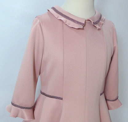 Vestido rosa empolvado con detalles morados y volante - PARDALETS