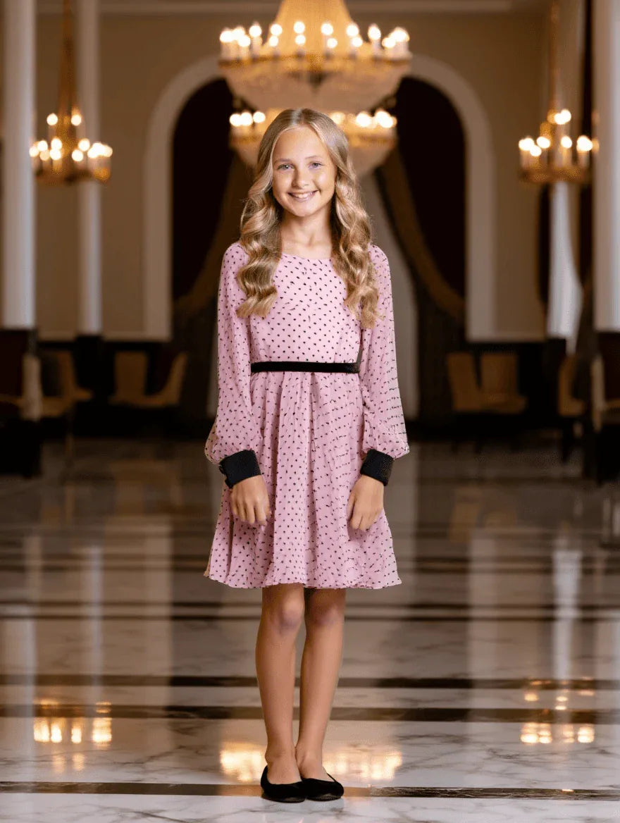 Vestido rosa con topitos negros y terciopelo negro - PARDALETS