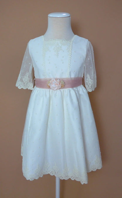 Vestido tul bordado manga francesa y fajin rosa - PARDALETS