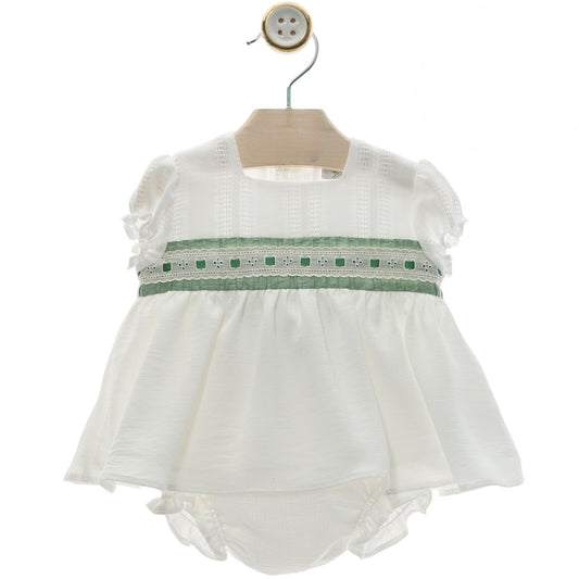 Jesusito blanco y fajin verde "Romance"