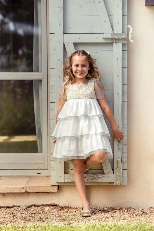 Vestido blanco 3 volantes y tul verde "Romance" - PARDALETS