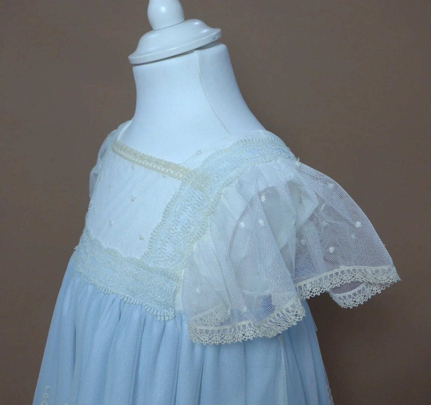 Vestido talle alto tul bordado azul - PARDALETS