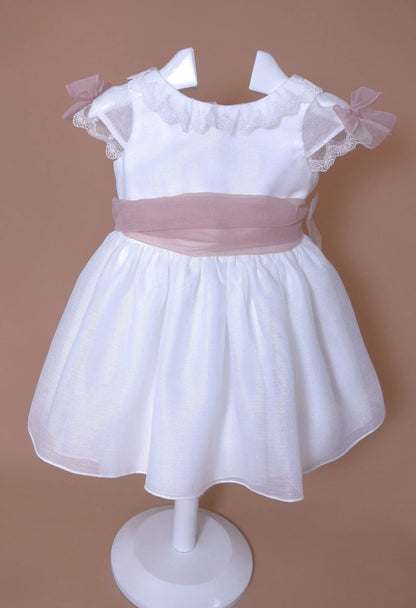 Vestido blanco organza rayada m/corta fajin rosa - PARDALETS