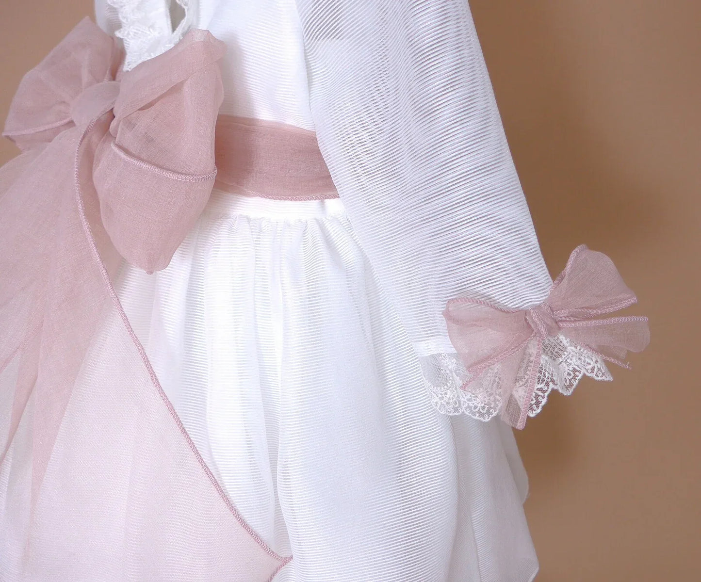 Vestido blanco organza rayada M/F fajín rosa - PARDALETS