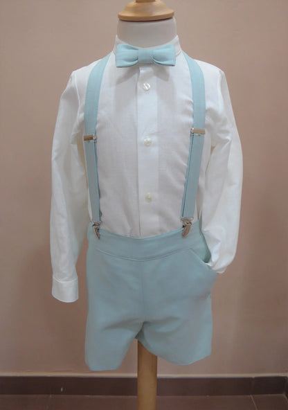 Conjunto camisa lino, short, tirantes y pajarita verde - PARDALETS