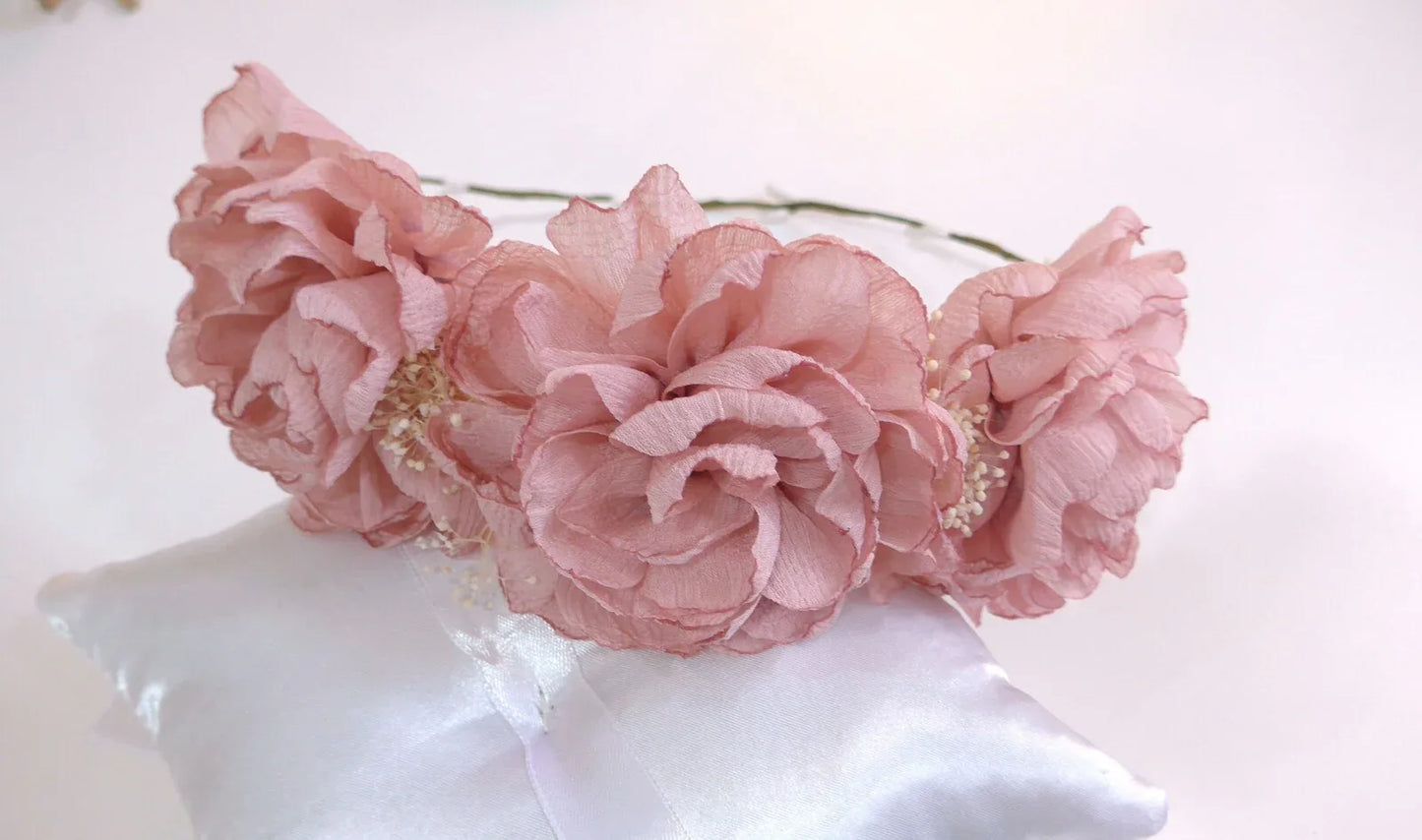 Corona con 3 flores grandes rosas - PARDALETS