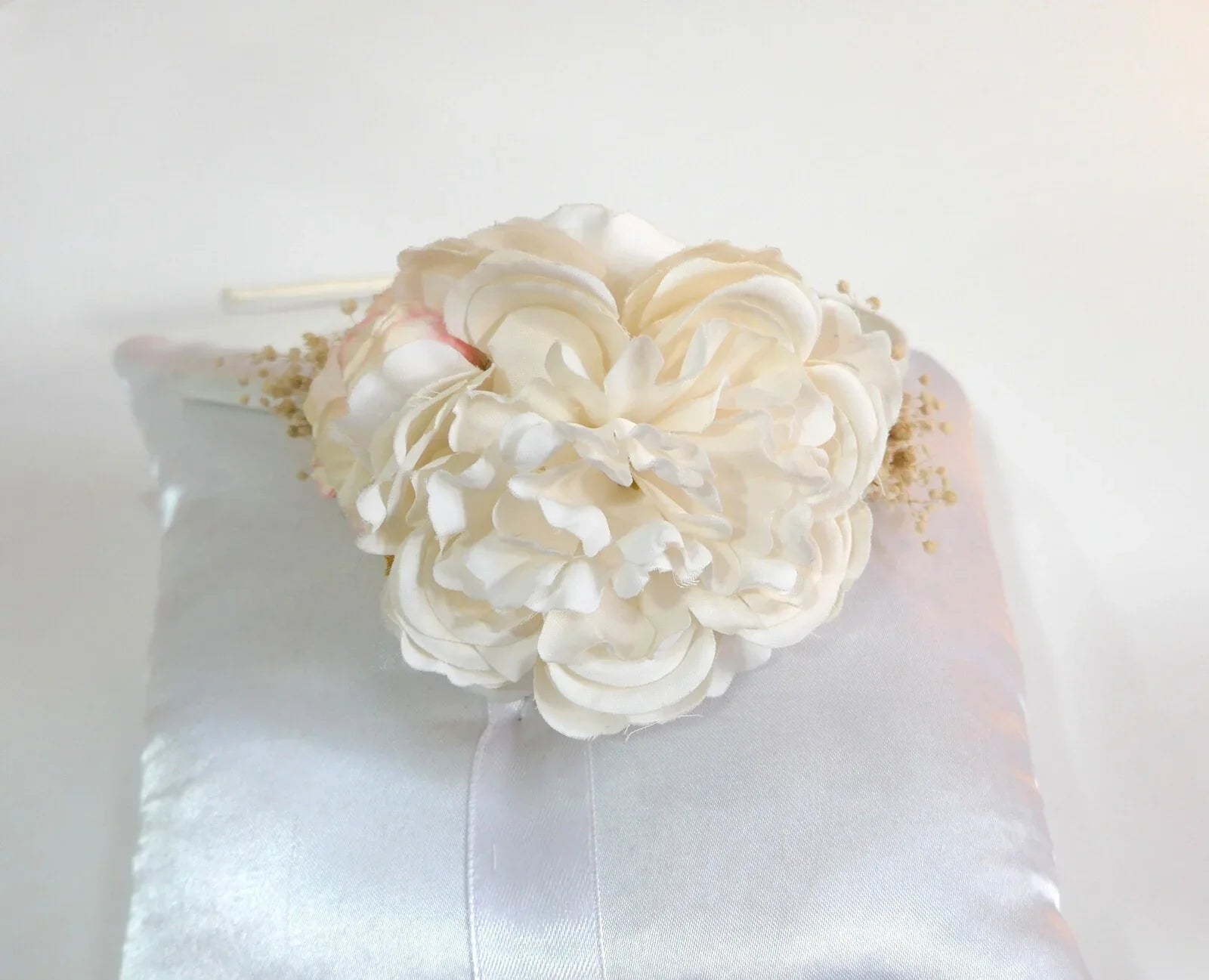 Diadema flor grande beig - PARDALETS