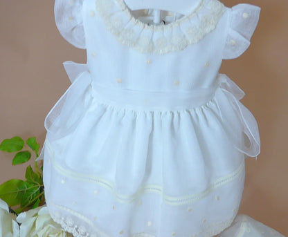 Vestido batista inglesa bordada con puntilla - PARDALETS