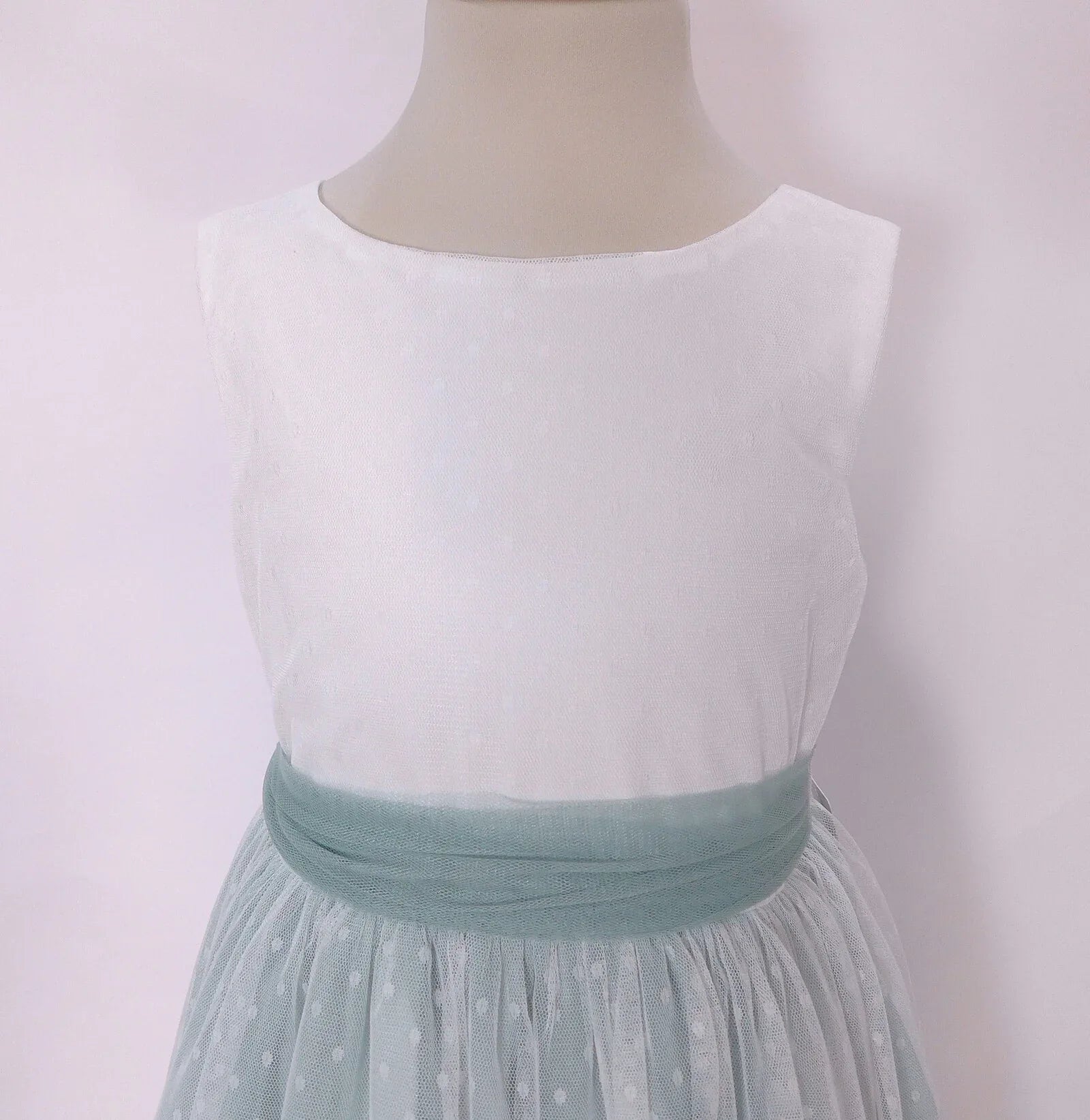 Vestido tul verde sin mangas - PARDALETS