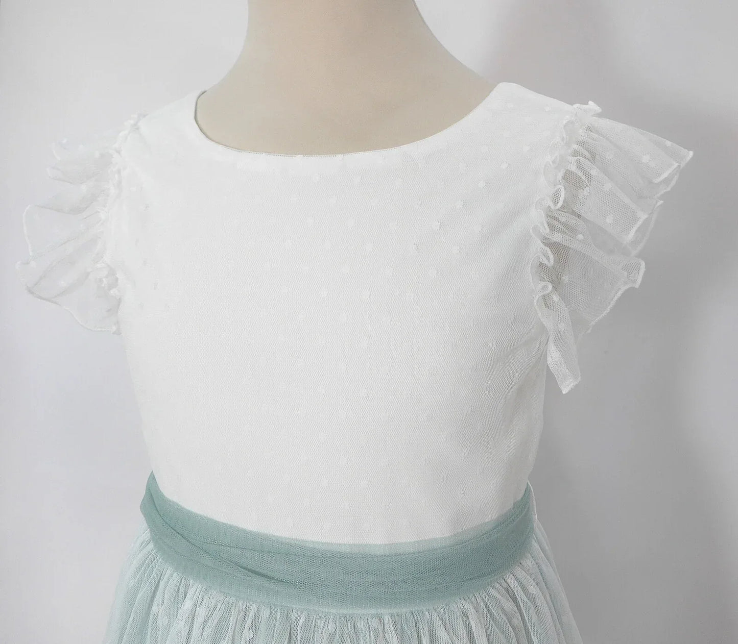 Vestido tul verde empolvado con manguita volante - PARDALETS