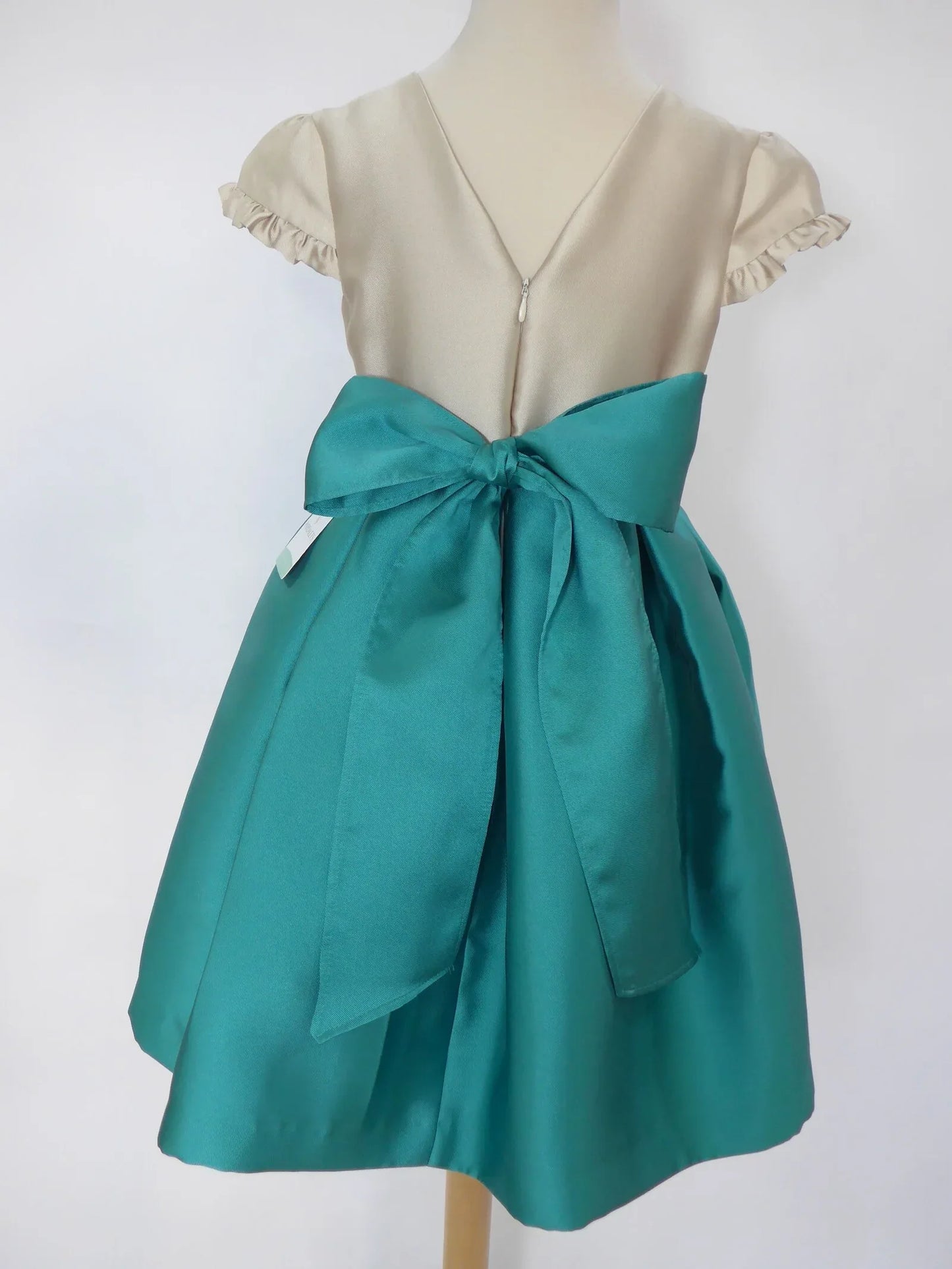 Vestido mikado arena y verde - PARDALETS