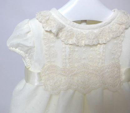 Jesusito tul beig con puntillas - PARDALETS