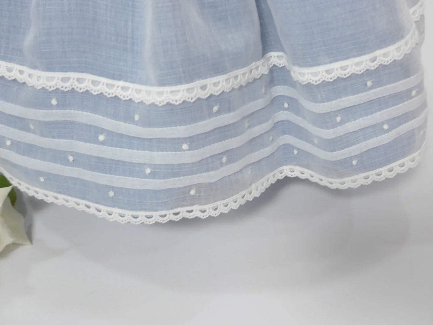 Vestido batista inglesa blanco y azul - PARDALETS