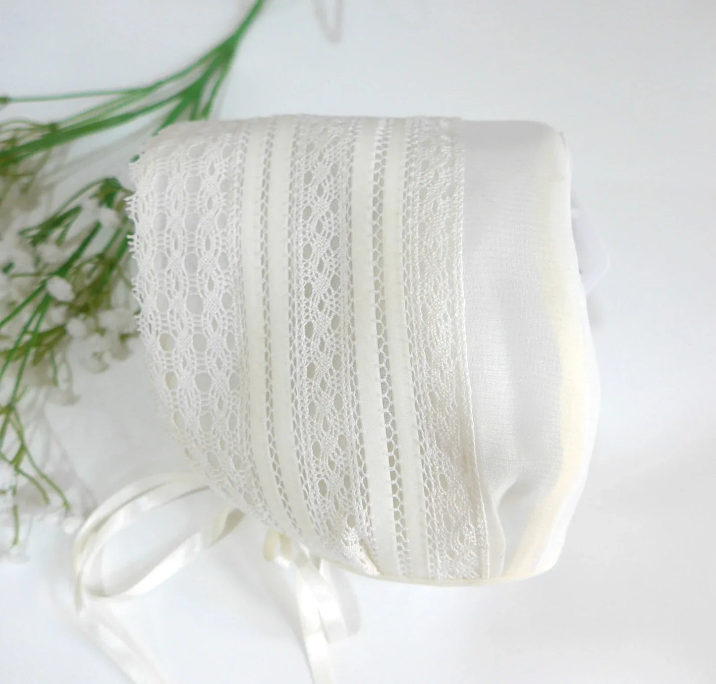 Capota organza beig con puntillas - PARDALETS