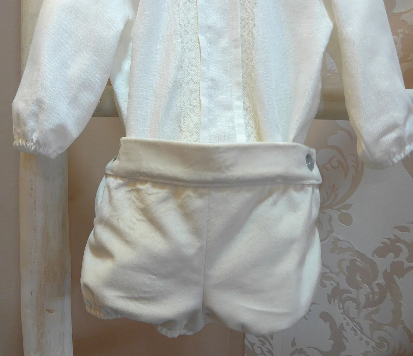 Conjunto camisa y bombacho terciopelo beig - PARDALETS