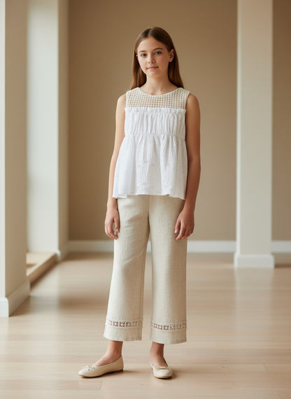 Conjunto blusa blanca y pantalon lino beig y lazo vichy negro Ceramica
