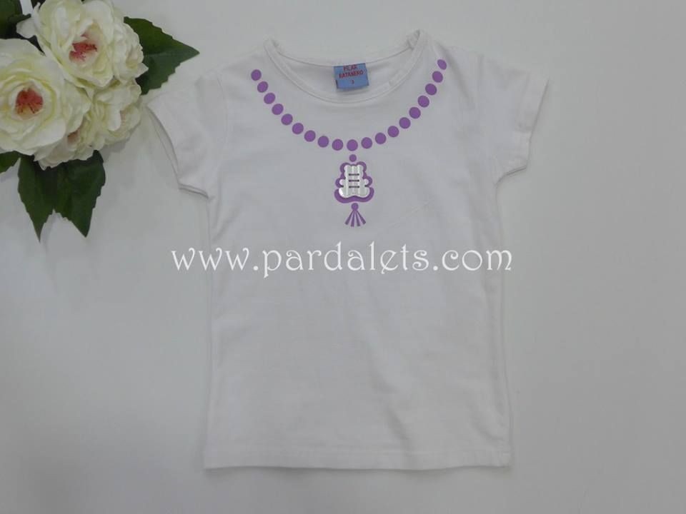 Camiseta blanca y malva