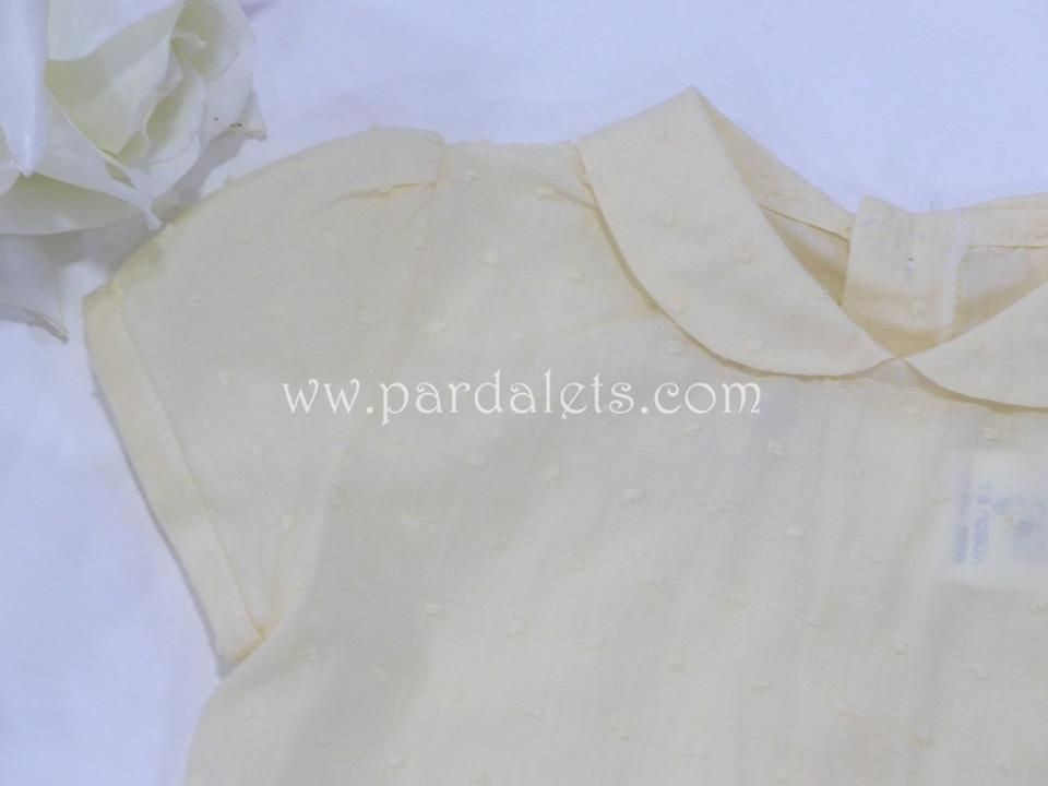 Camisa plumeti amarillo pastel y cuello bebe