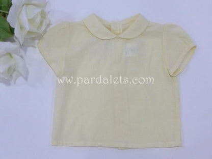 Camisa plumeti amarillo pastel y cuello bebe