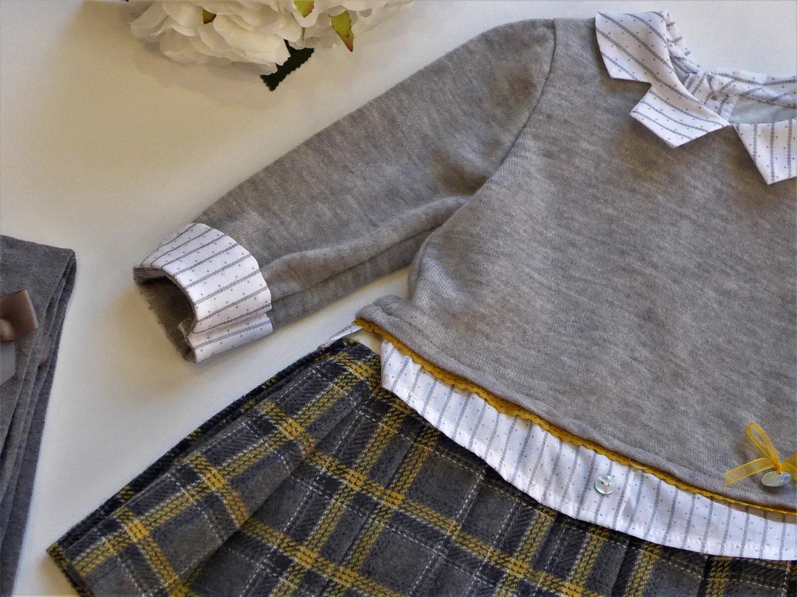 Vestido imitando 2 piezas gris y cuadros gris y mostaza - PARDALETS