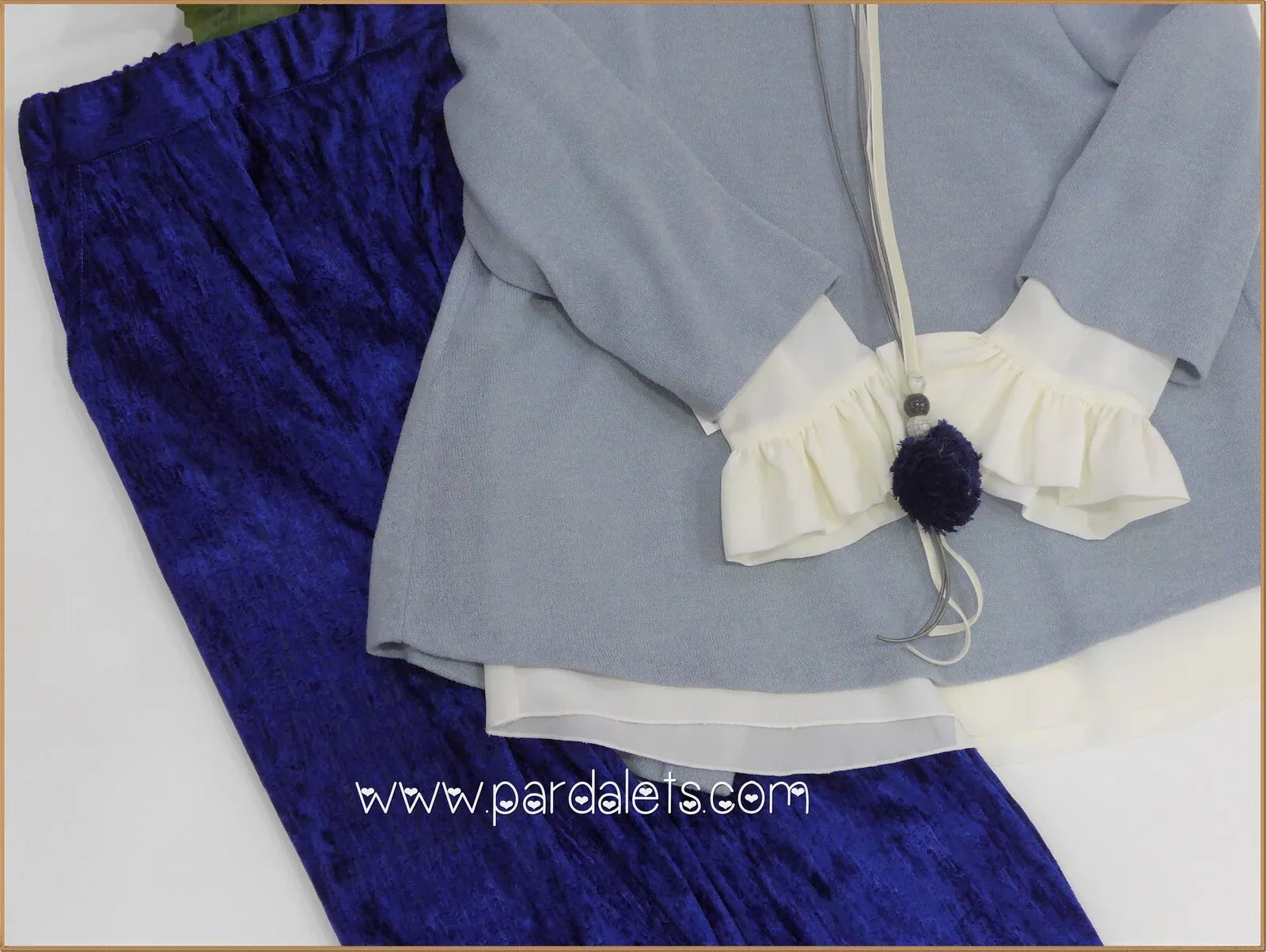 Conjunto blusa, pantalon y jersey azul - PARDALETS