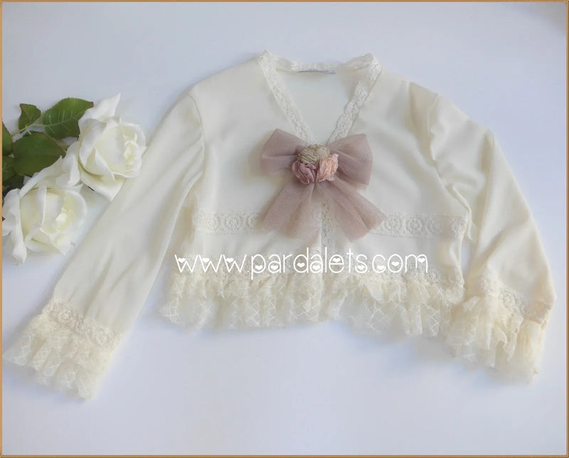 Chaqueta tul beig con puntilla y flores - PARDALETS